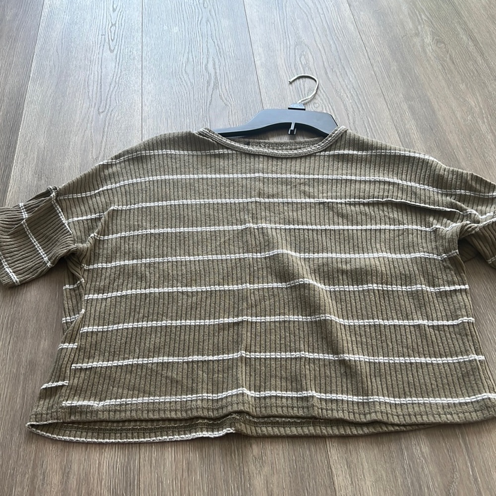 Green white lined crop top
